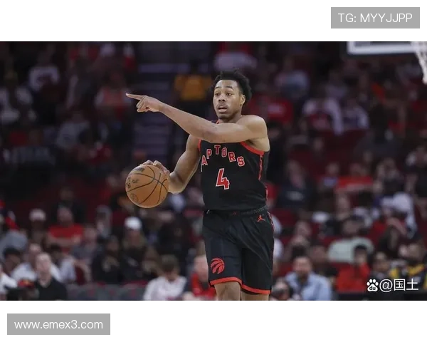 伦纳德投篮选择变化拉开进攻差距 提升关键时刻效率